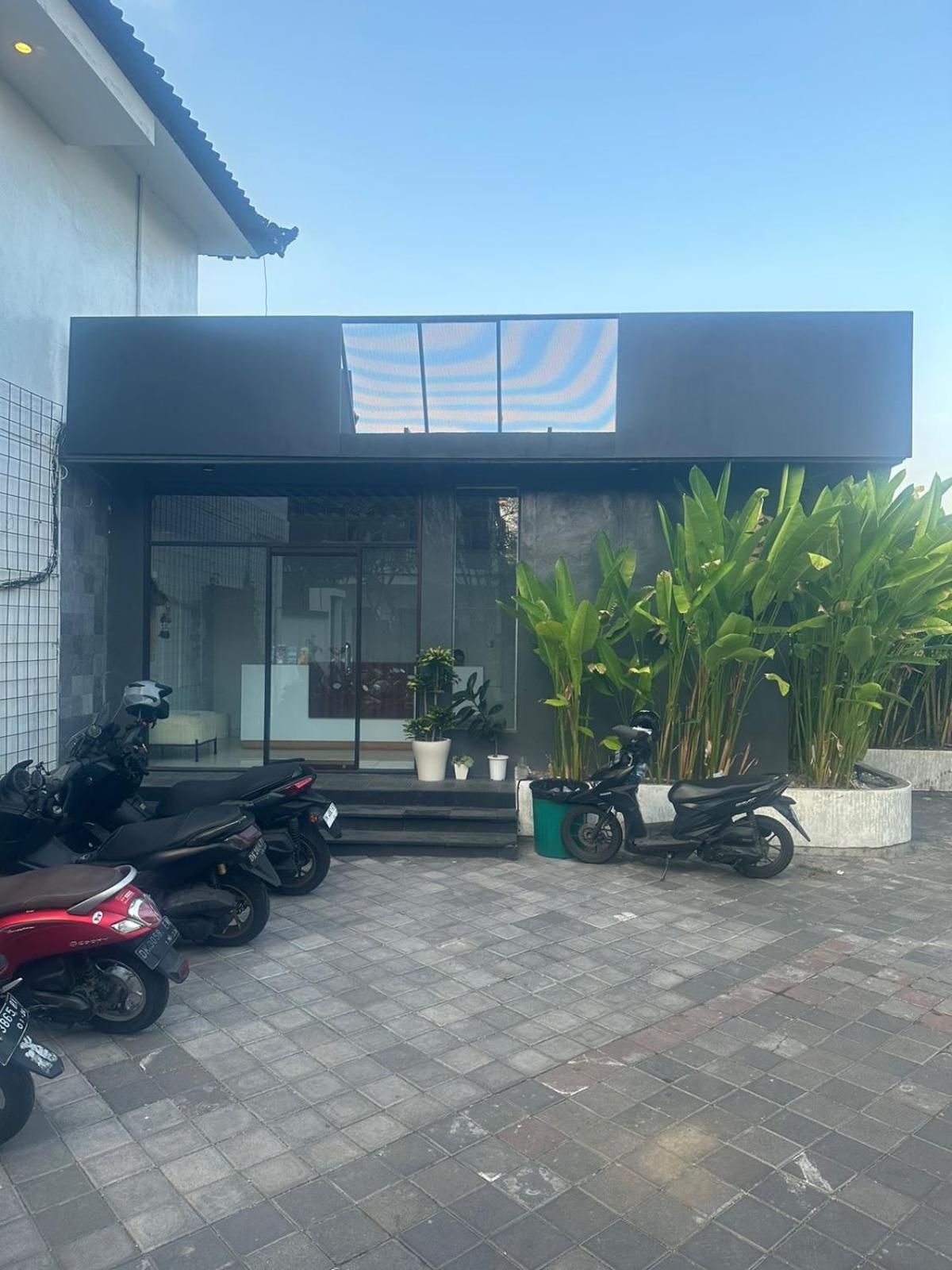 The Hita Apartement Seminyak  Exterior photo