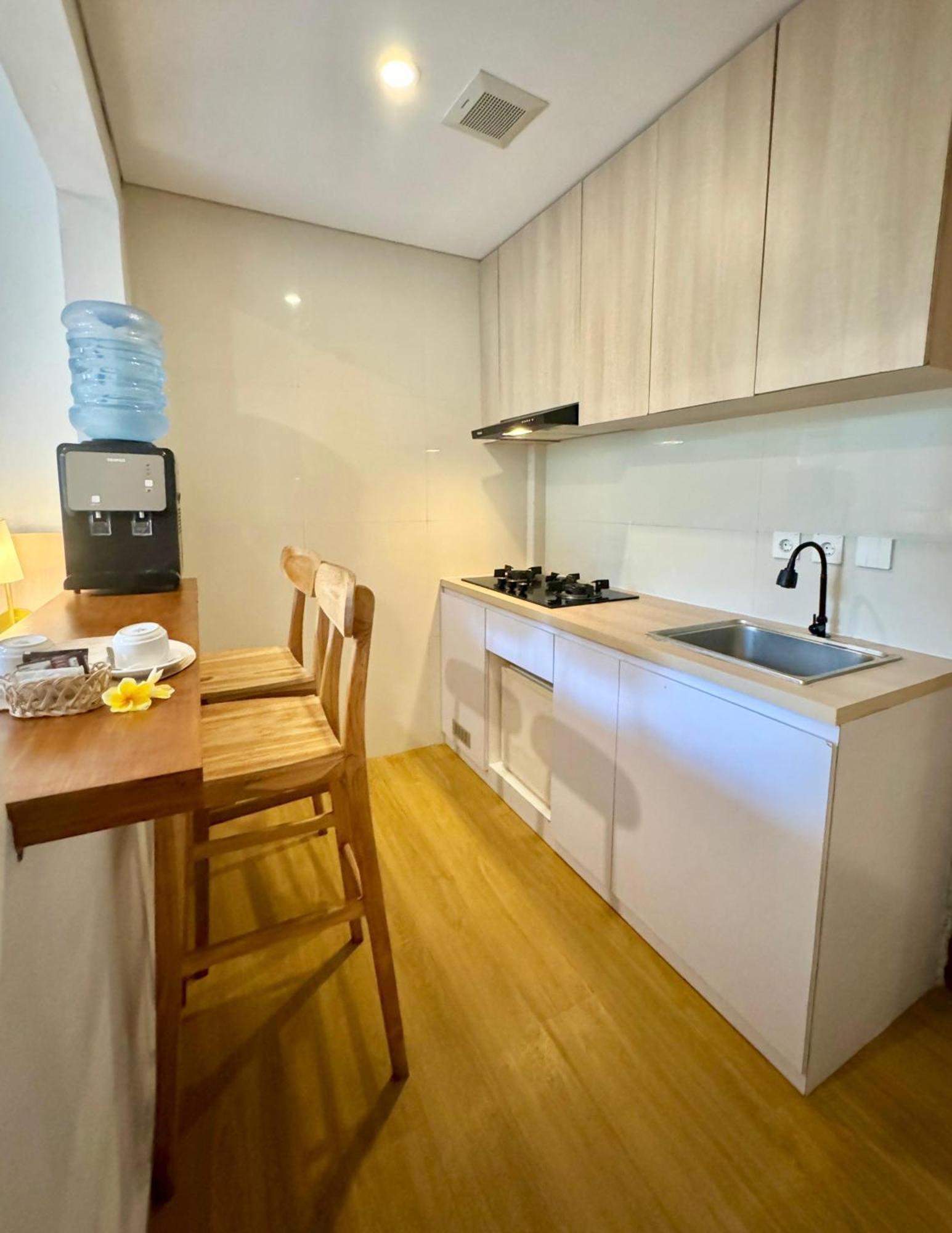The Hita Apartement Seminyak  Exterior photo